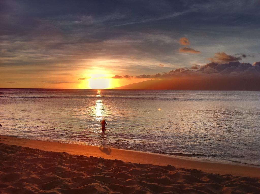 Napili Sunset Beach Front Resort Lahaina Bagian luar foto