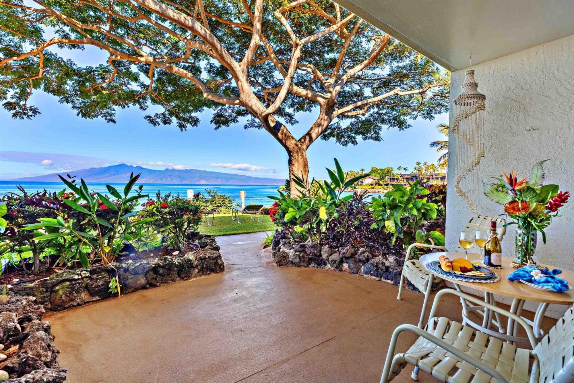 Napili Sunset Beach Front Resort Lahaina Bagian luar foto